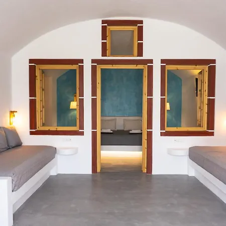 Scirocco Fira (Santorini)