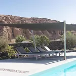 Scirocco Villa Fíra