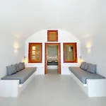 Scirocco Villa Fíra