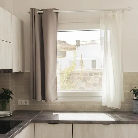 Scirocco Villa Fira (Santorini)