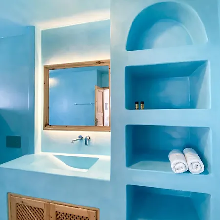 Scirocco * סנטוריני